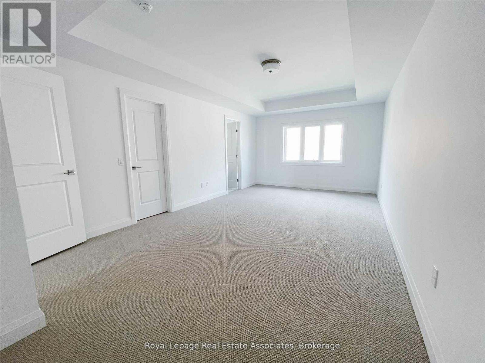 4121 Hillsborough Crescent, Oakville, Ontario  L6H 3P9 - Photo 15 - W13056340