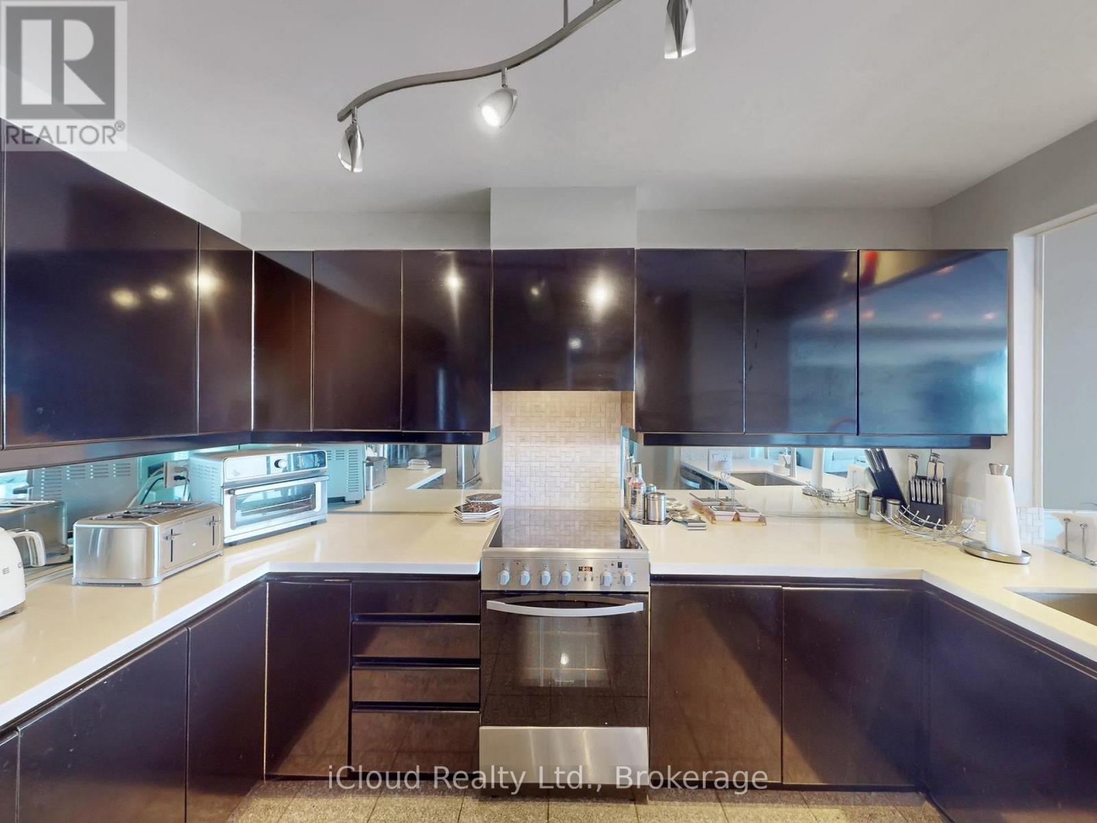 Ph10 - 50 Eglinton Avenue W, Mississauga, Ontario  L5R 3P5 - Photo 22 - W13056346