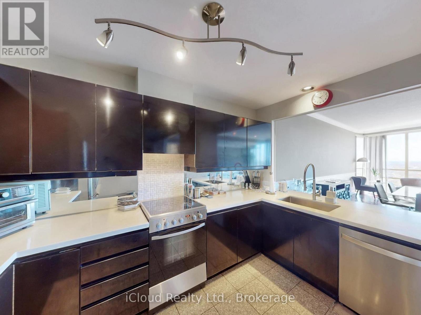 Ph10 - 50 Eglinton Avenue W, Mississauga, Ontario  L5R 3P5 - Photo 23 - W13056346