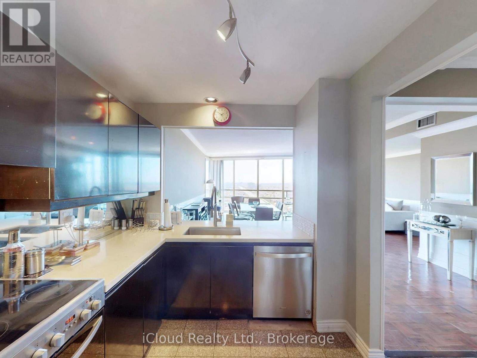 Ph10 - 50 Eglinton Avenue W, Mississauga, Ontario  L5R 3P5 - Photo 24 - W13056346