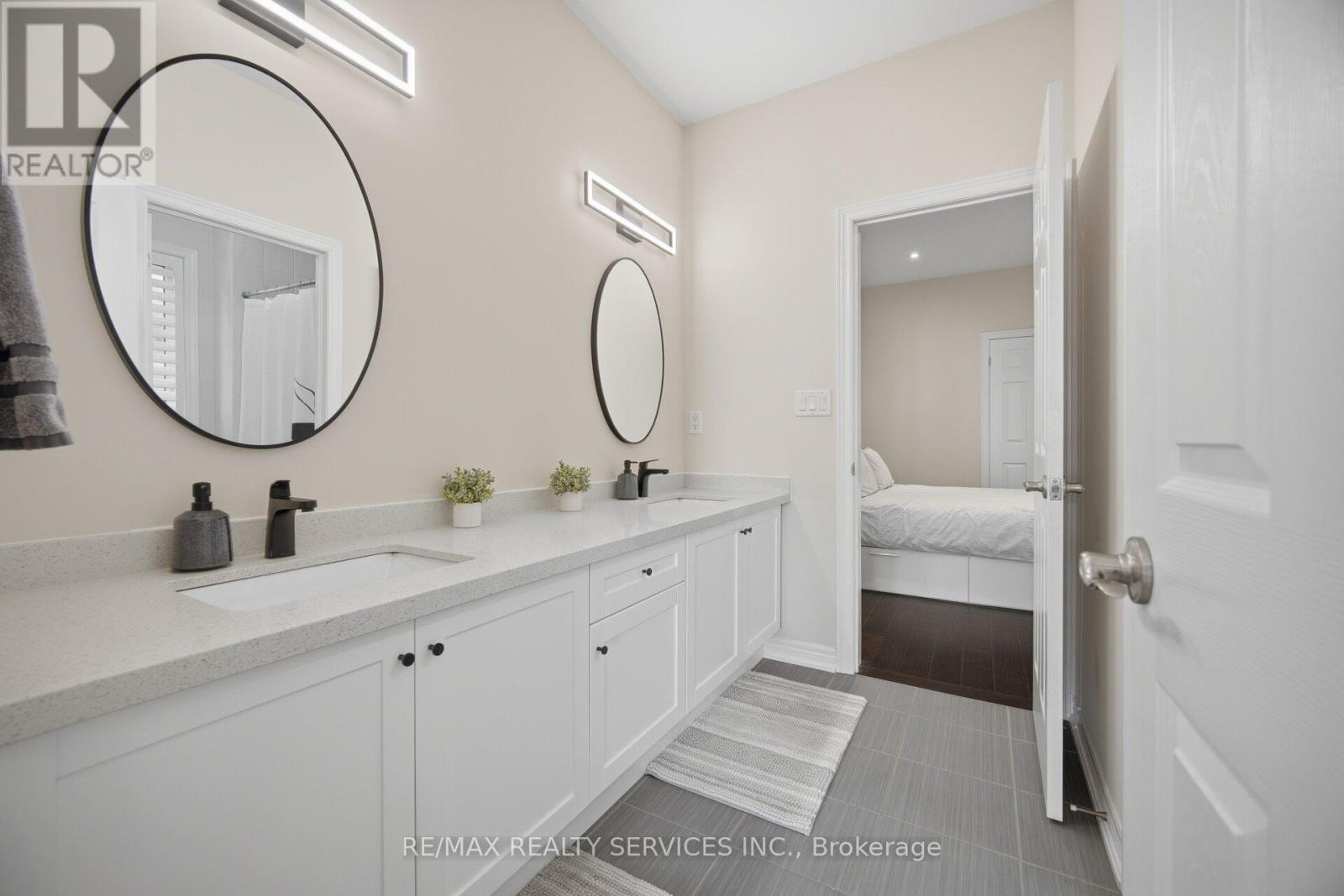 208 Bonnieglen Farm Boulevard, Caledon, Ontario  L7C 3Y3 - Photo 33 - W13056356