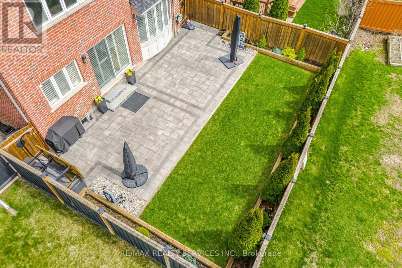 208 Bonnieglen Farm Boulevard, Caledon, Ontario  L7C 3Y3 - Photo 46 - W13056356