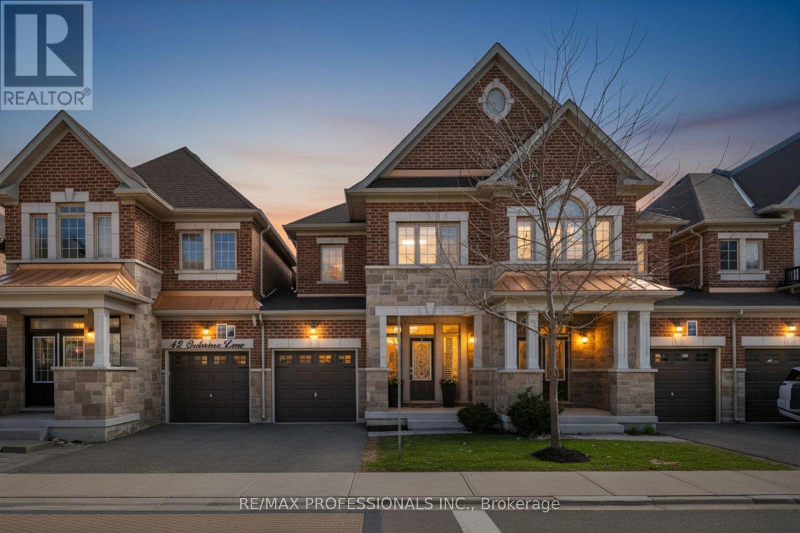 44 OAKMORE LANE, Brampton, Ontario