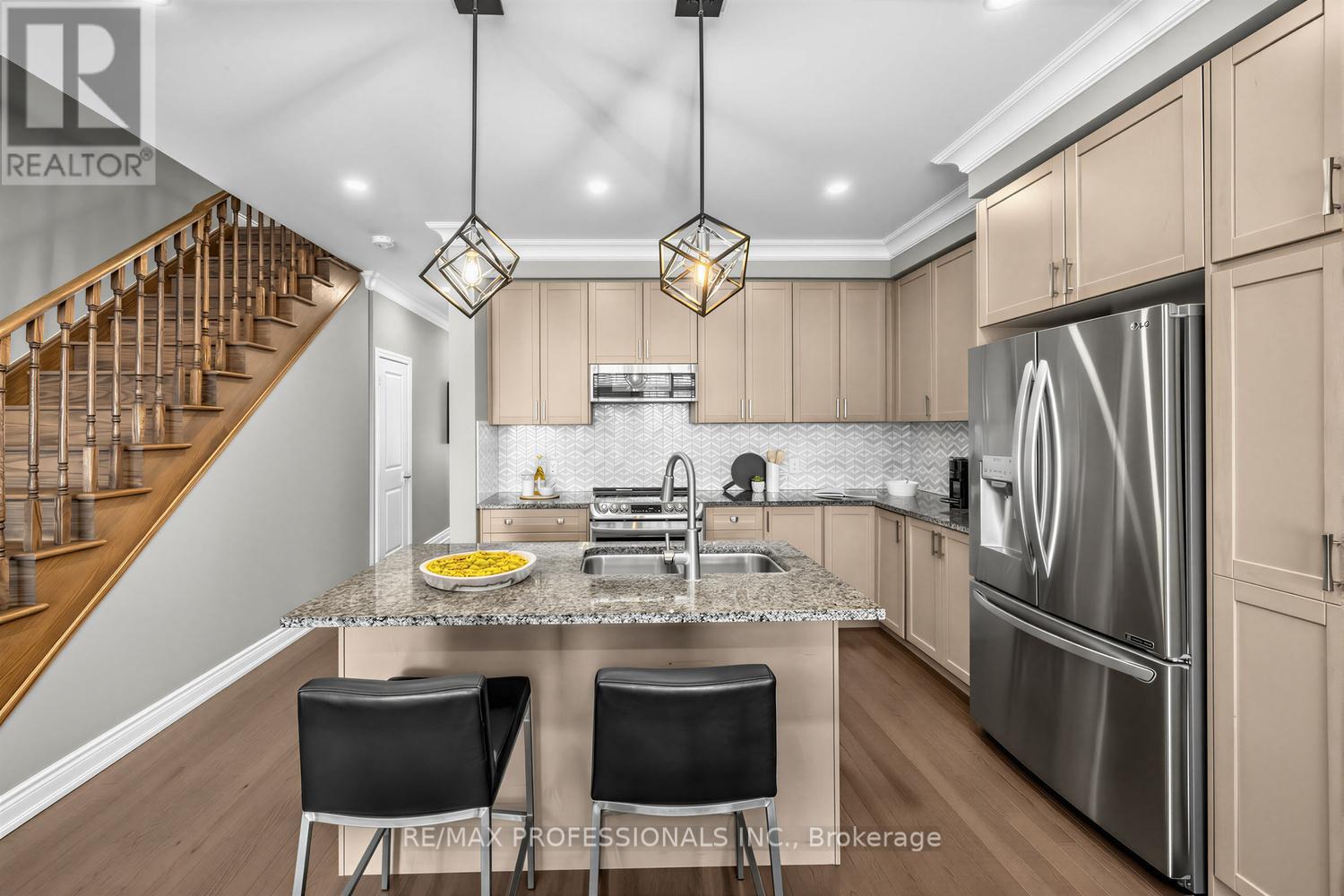 44 Oakmore Lane, Brampton, Ontario  L6Y 6H5 - Photo 14 - W13056372