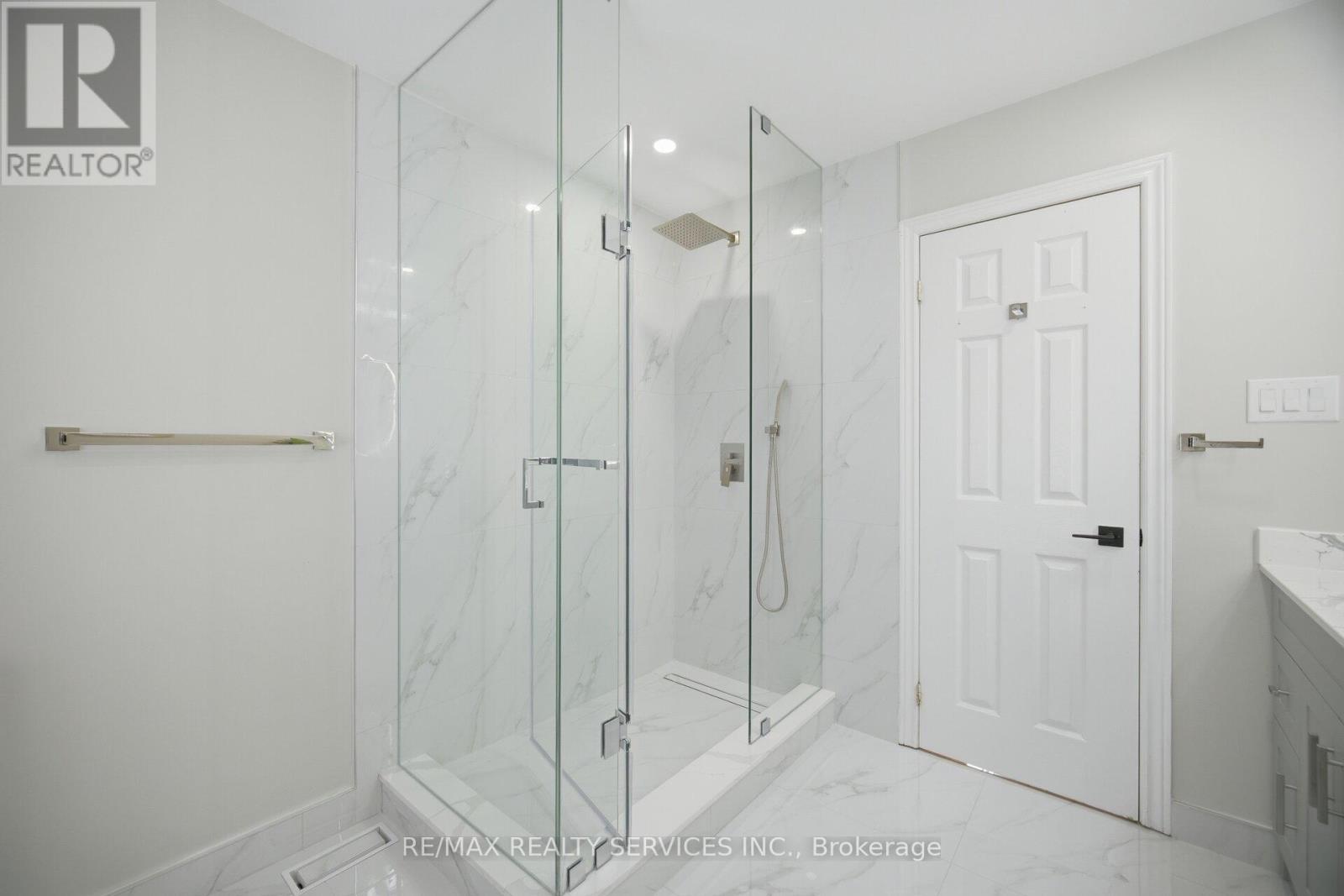 130 Yuile Court, Brampton, Ontario  L6Y 5J5 - Photo 28 - W13056382