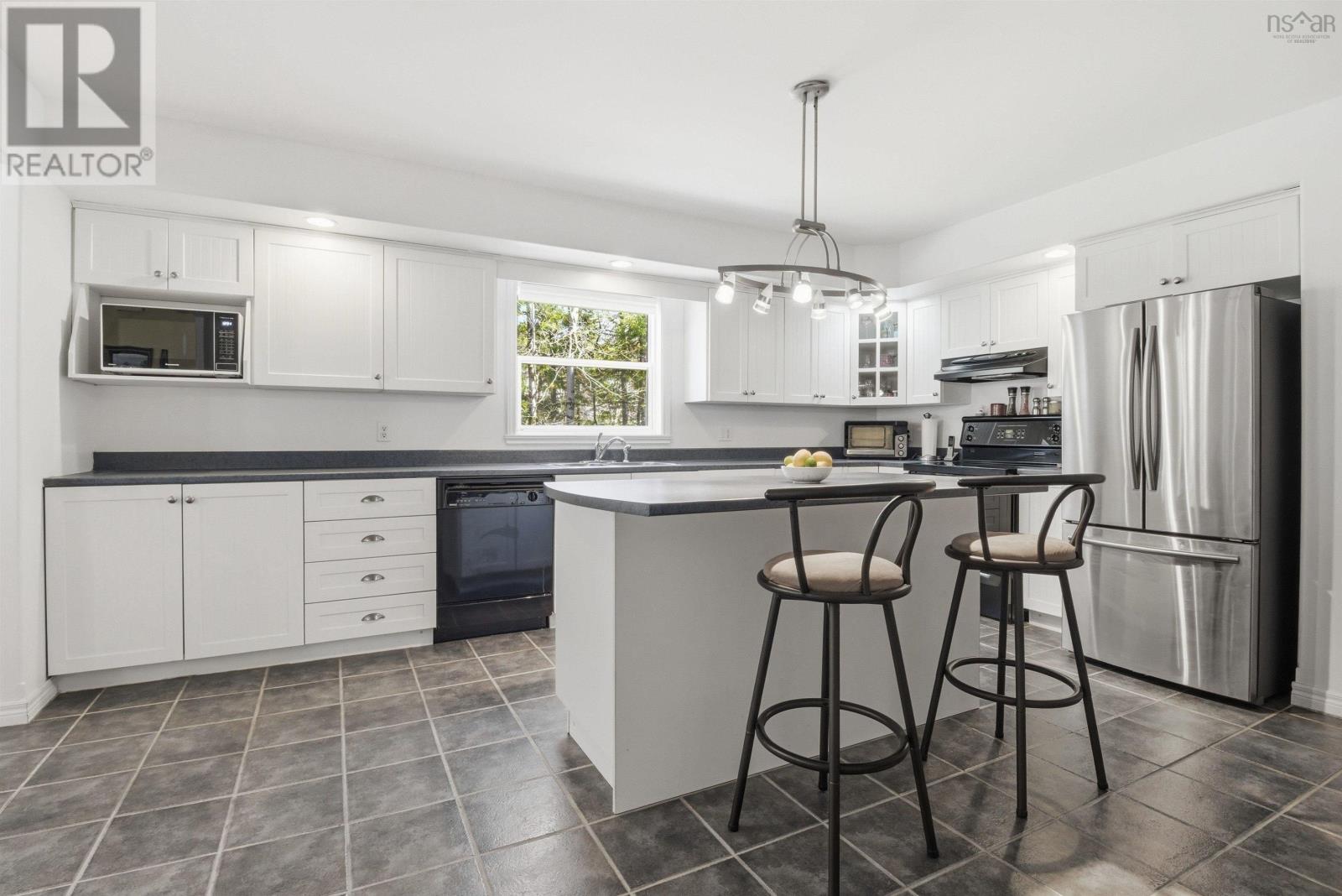 107 Haddad Drive, Lower Sackville, Nova Scotia  B4C 4G6 - Photo 14 - 202608901