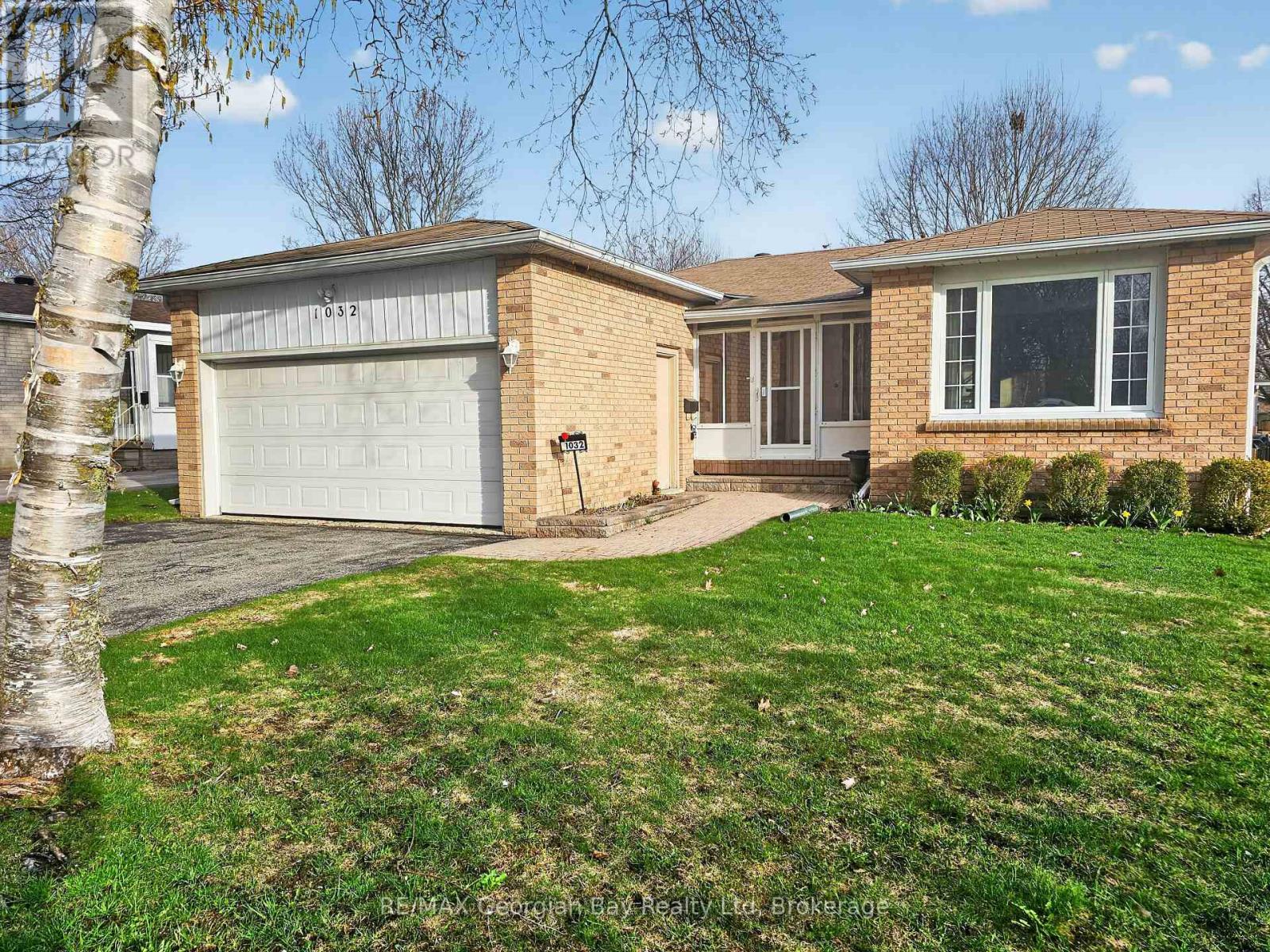 1032 Dominion Avenue, Midland, Ontario  L4R 1S9 - Photo 2 - S12863348