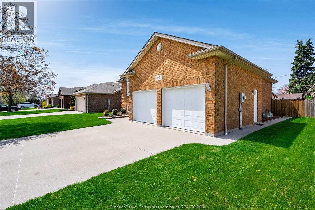 25 Regatta Drive, Leamington, Ontario  N8H 5L6 - Photo 36 - 26009429