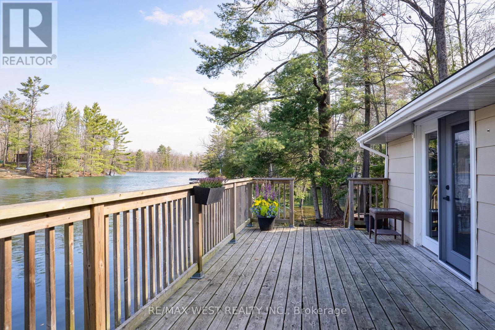 8060 Oakridge Drive, Ramara, Ontario  L0K 2B0 - Photo 11 - S13053612