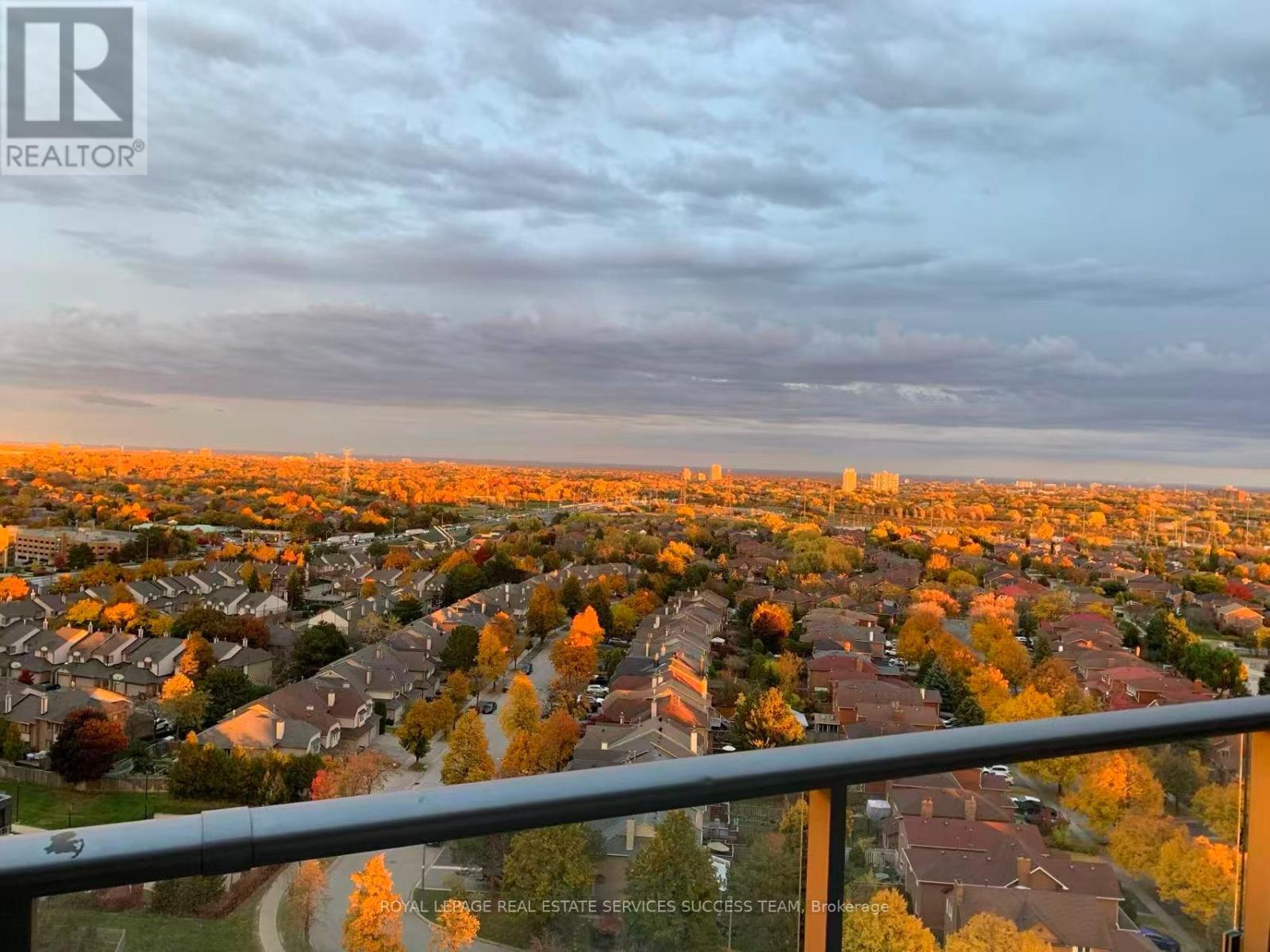 1606 - 4655 METCALFE AVENUE, Mississauga, Ontario