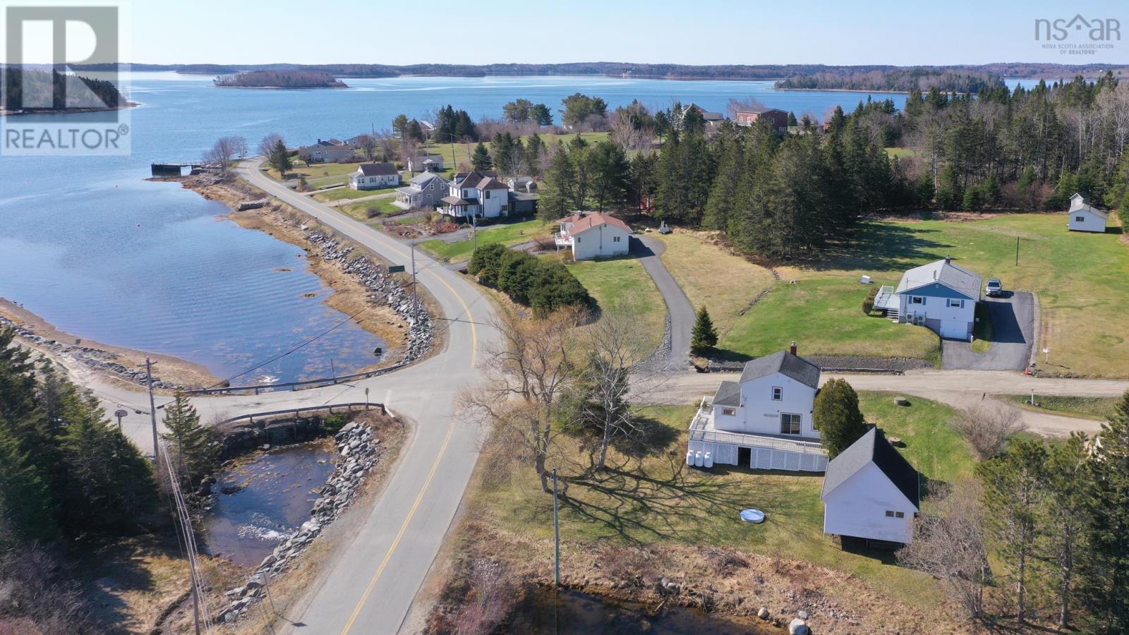 632 Oakland Road, Indian Point, Nova Scotia  B0J 2E0 - Photo 5 - 202608923