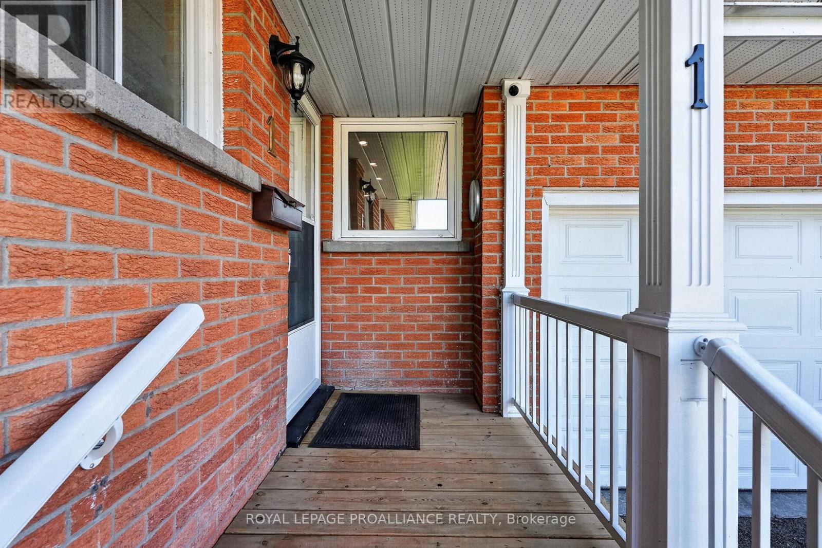 1 Meredith Avenue, Cobourg, Ontario  K9A 4G6 - Photo 3 - X13056412