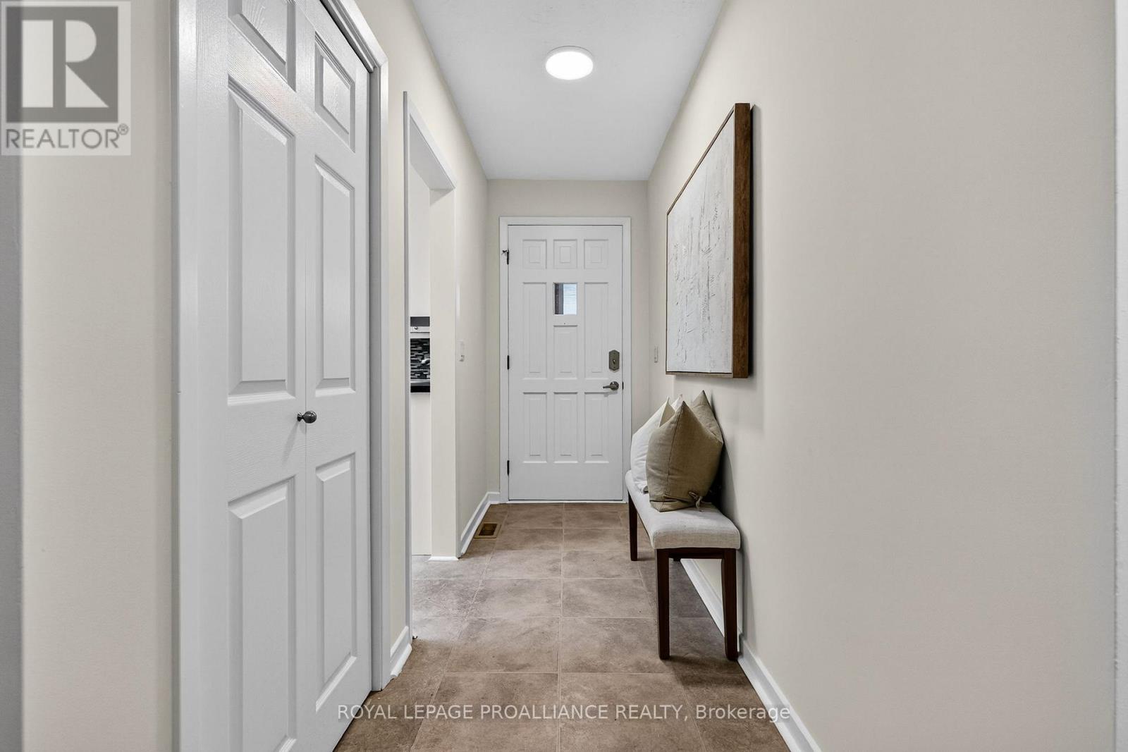 1 Meredith Avenue, Cobourg, Ontario  K9A 4G6 - Photo 4 - X13056412