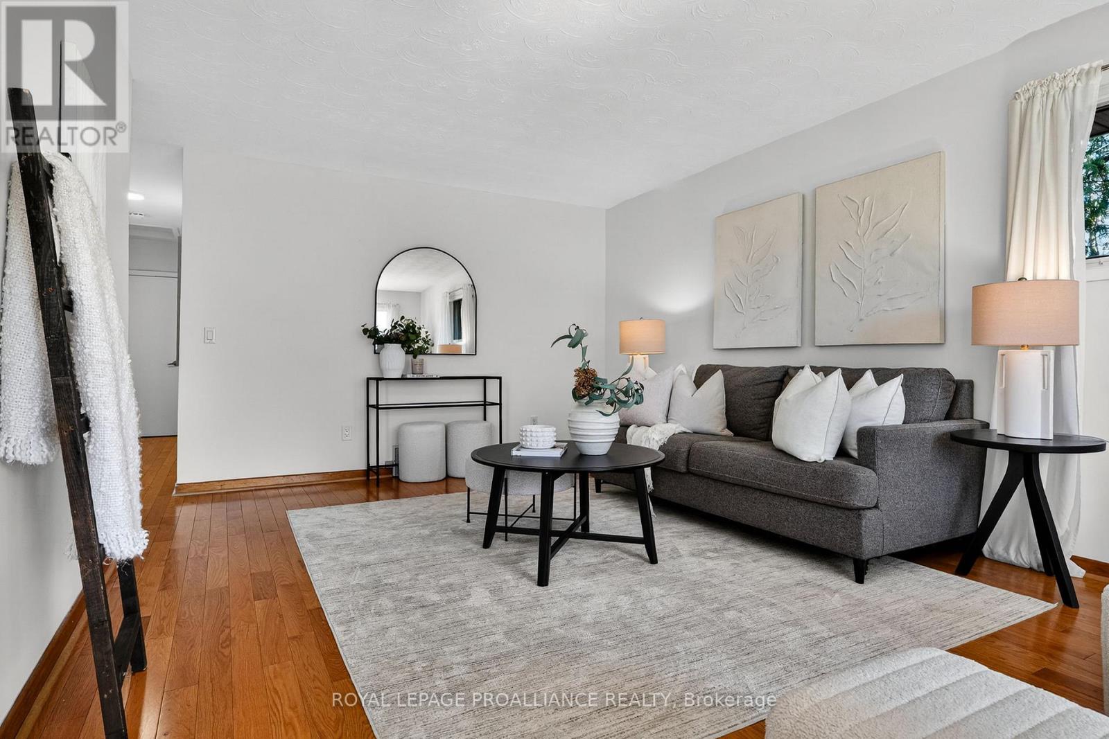 1 Meredith Avenue, Cobourg, Ontario  K9A 4G6 - Photo 8 - X13056412