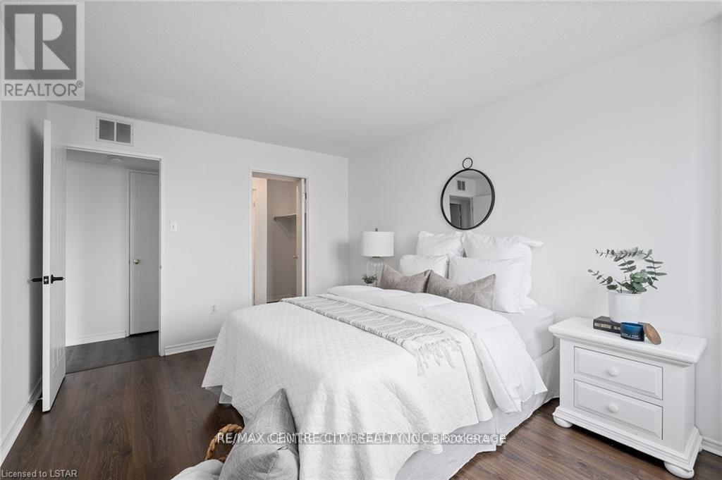 401 - 30 Chapman Court, London North, Ontario  N6G 4Y4 - Photo 13 - X13056460