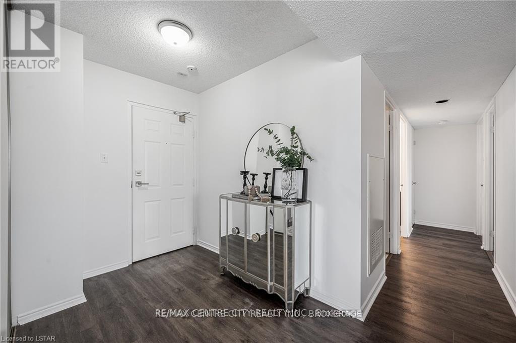 401 - 30 Chapman Court, London North, Ontario  N6G 4Y4 - Photo 16 - X13056460