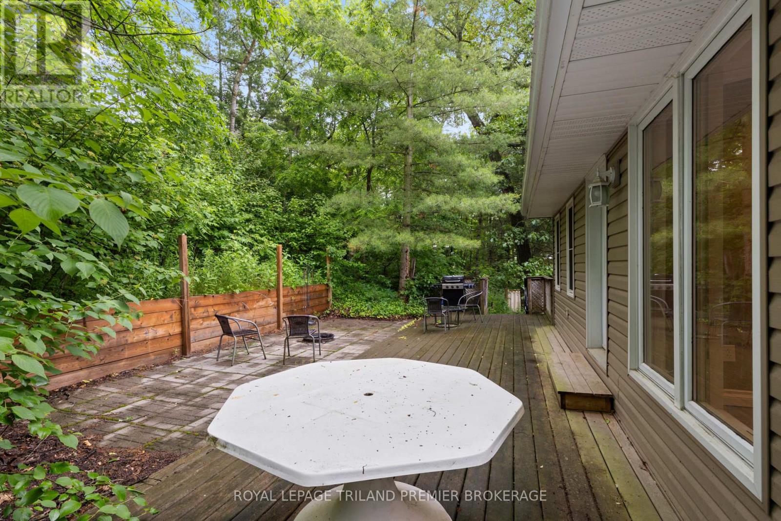 7710 Clayton Street, Lambton Shores, Ontario  N0M 2L0 - Photo 42 - X13056512
