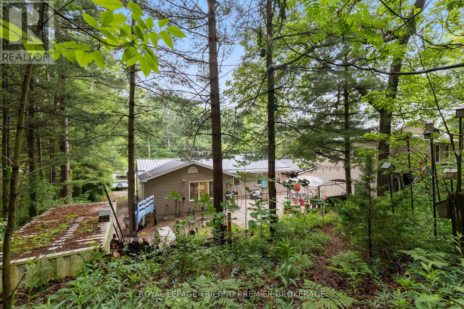 7710 Clayton Street, Lambton Shores, Ontario  N0M 2L0 - Photo 39 - X13056514