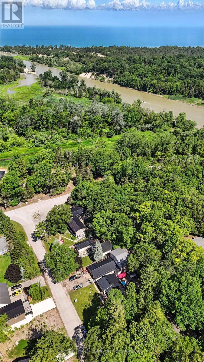 7710 Clayton Street, Lambton Shores, Ontario  N0M 2L0 - Photo 47 - X13056514