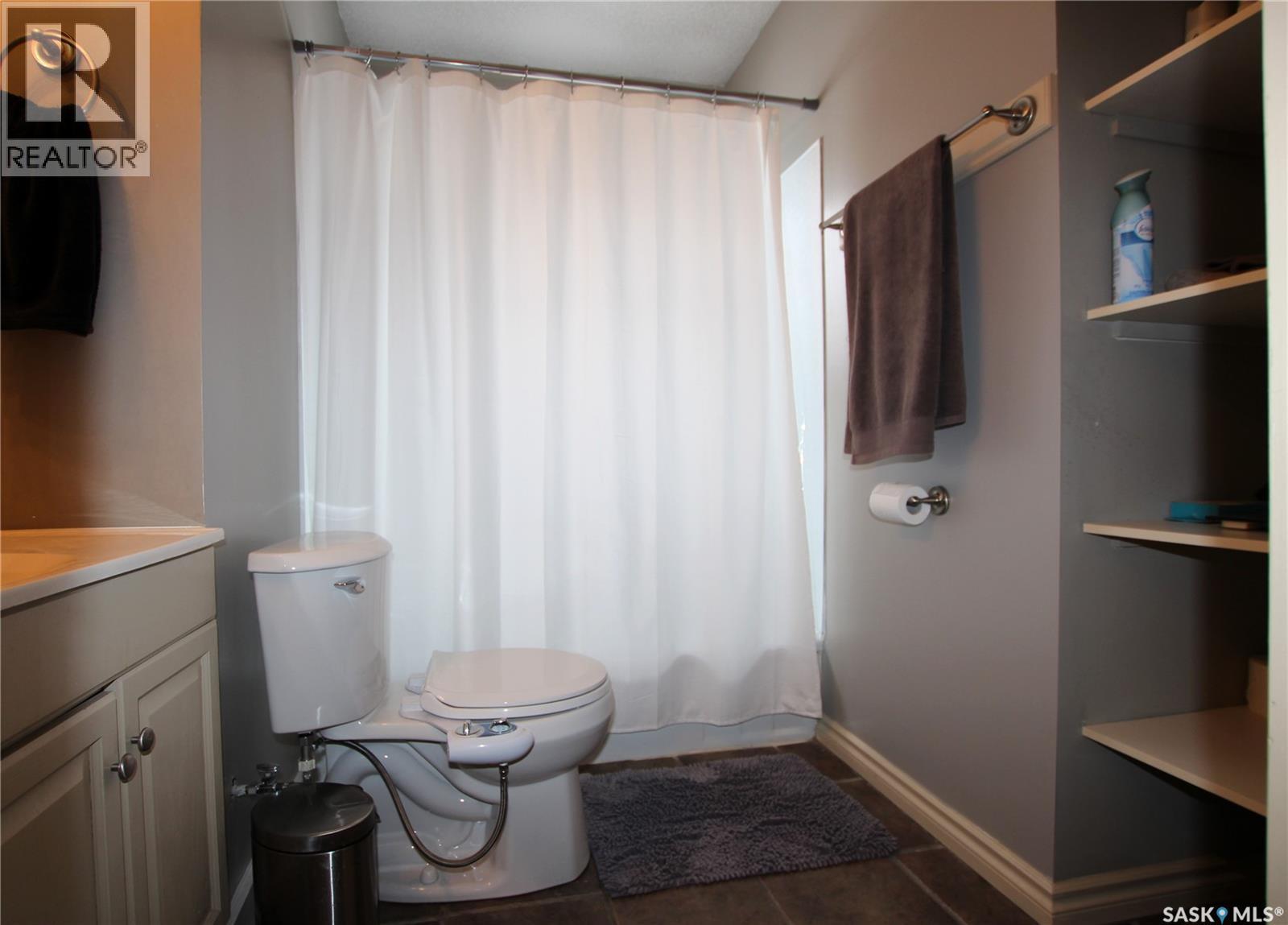 54 James Avenue, Yorkton, Saskatchewan  S3N 2C4 - Photo 11 - SK034001