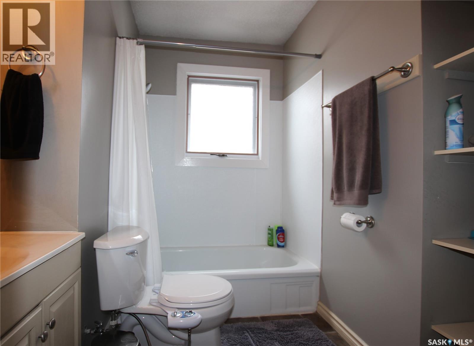 54 James Avenue, Yorkton, Saskatchewan  S3N 2C4 - Photo 12 - SK034001