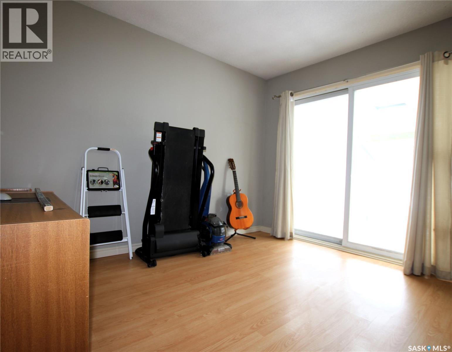 54 James Avenue, Yorkton, Saskatchewan  S3N 2C4 - Photo 13 - SK034001