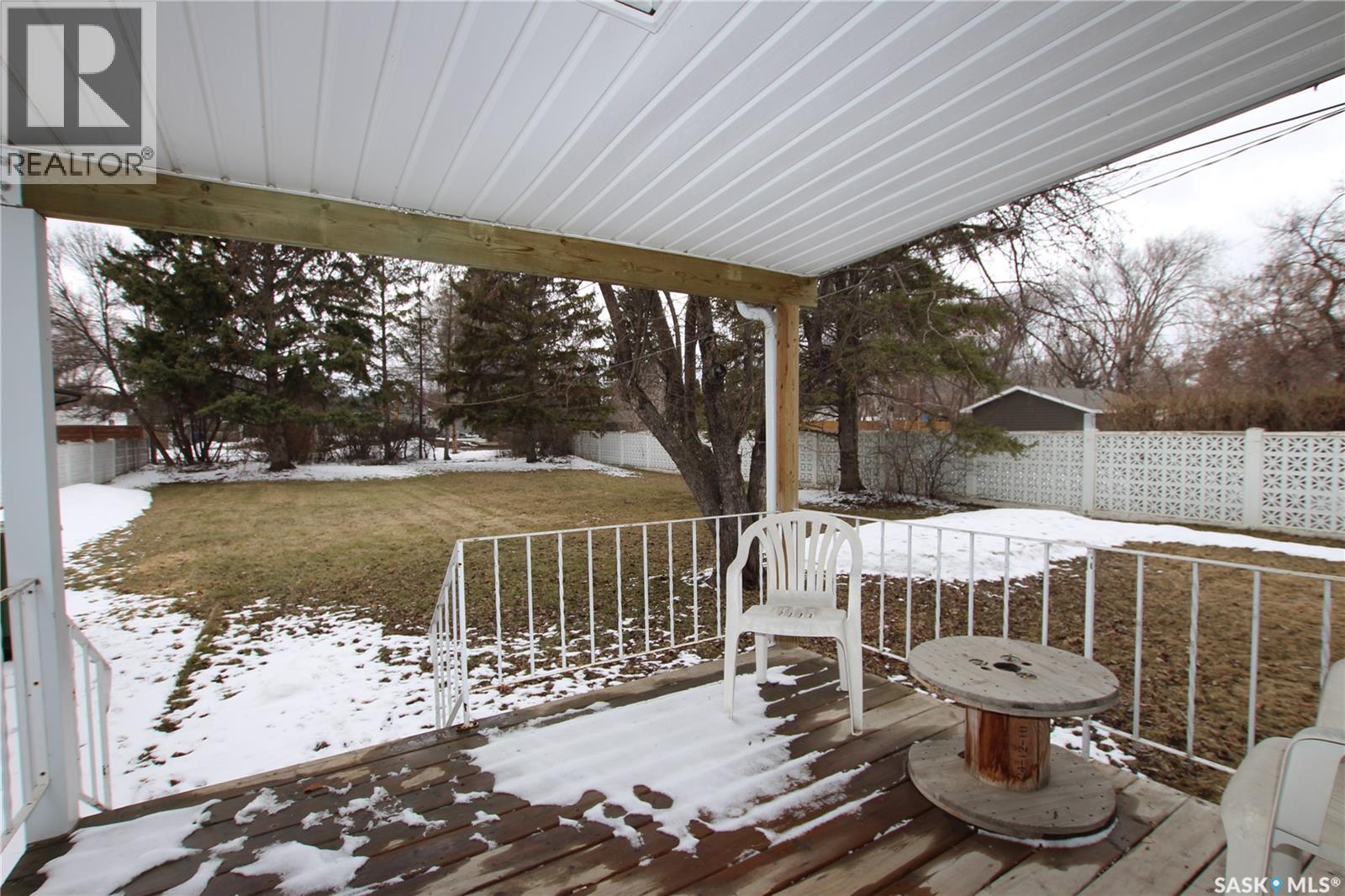 54 James Avenue, Yorkton, Saskatchewan  S3N 2C4 - Photo 14 - SK034001