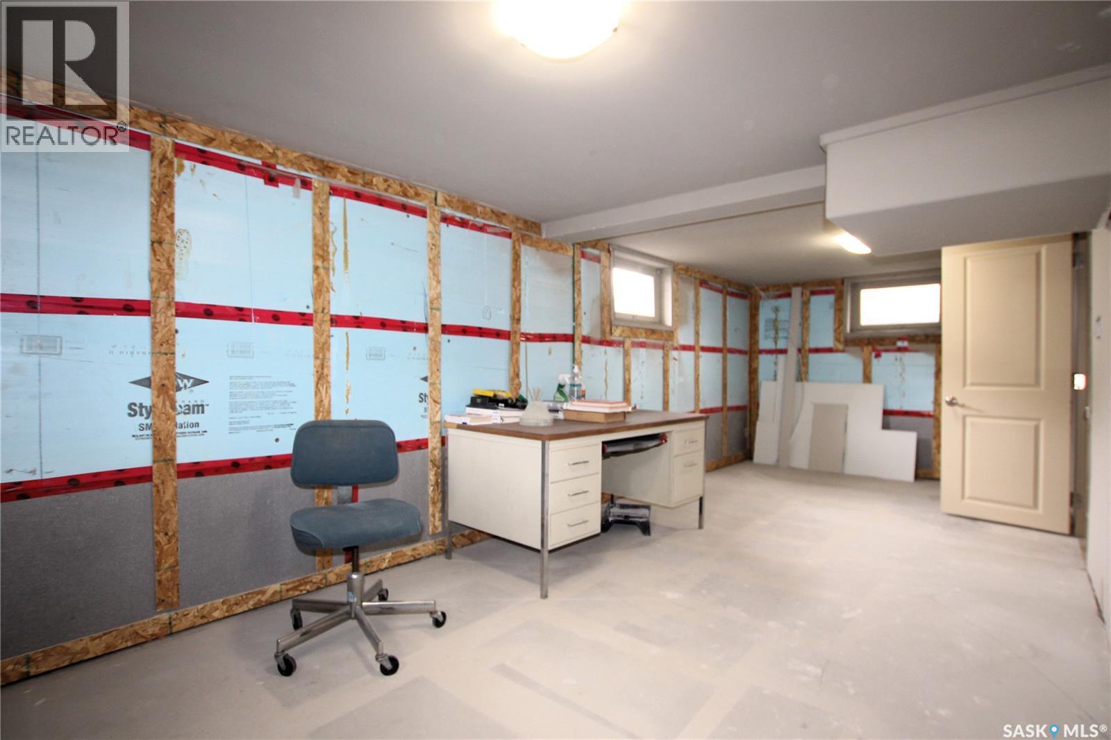 54 James Avenue, Yorkton, Saskatchewan  S3N 2C4 - Photo 18 - SK034001