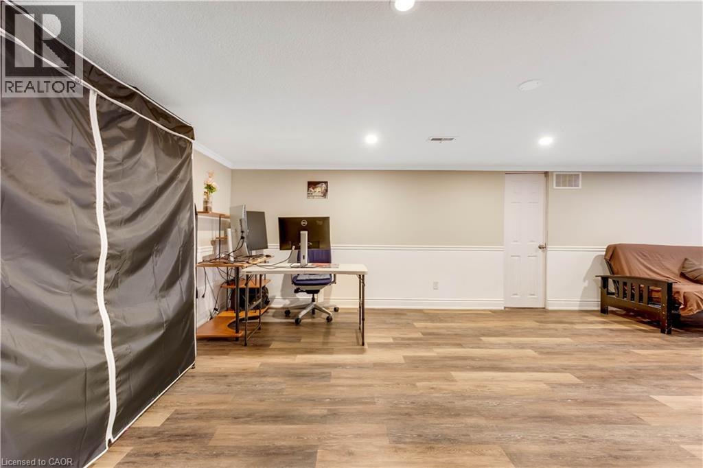 92 Braeside Avenue, Waterloo, Ontario  N2J 2C6 - Photo 37 - 40823782