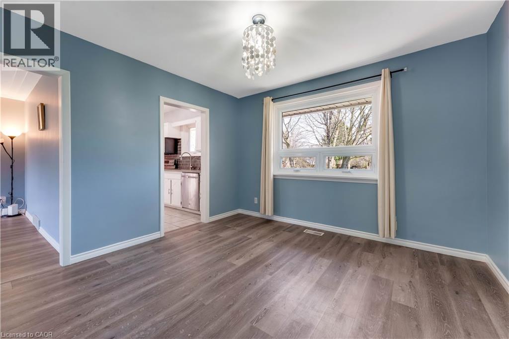 92 Braeside Avenue, Waterloo, Ontario  N2J 2C6 - Photo 11 - 40823782