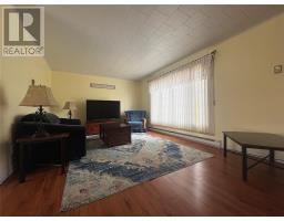 23A Foster-Ward Road