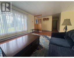 23A Foster-Ward Road
