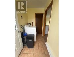 23A Foster-Ward Road
