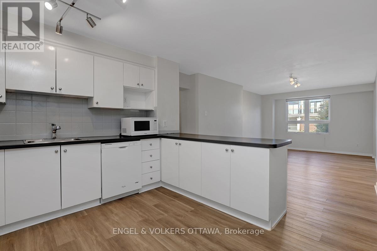 504 Hilson Avenue, Ottawa, Ontario  K1Z 6C7 - Photo 12 - X13056402