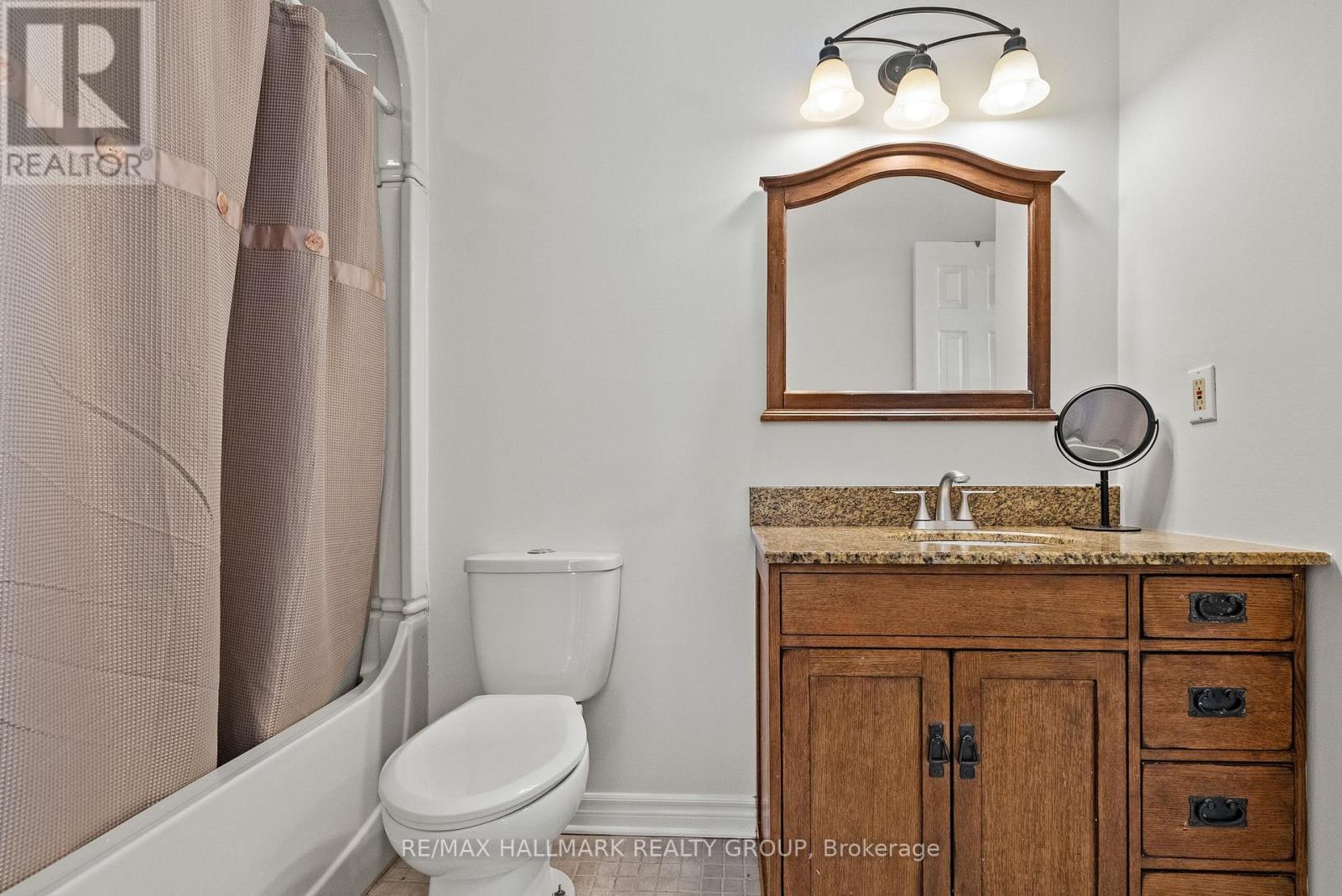 15 Elm Avenue, Russell, Ontario  K4R 1B3 - Photo 22 - X13056484