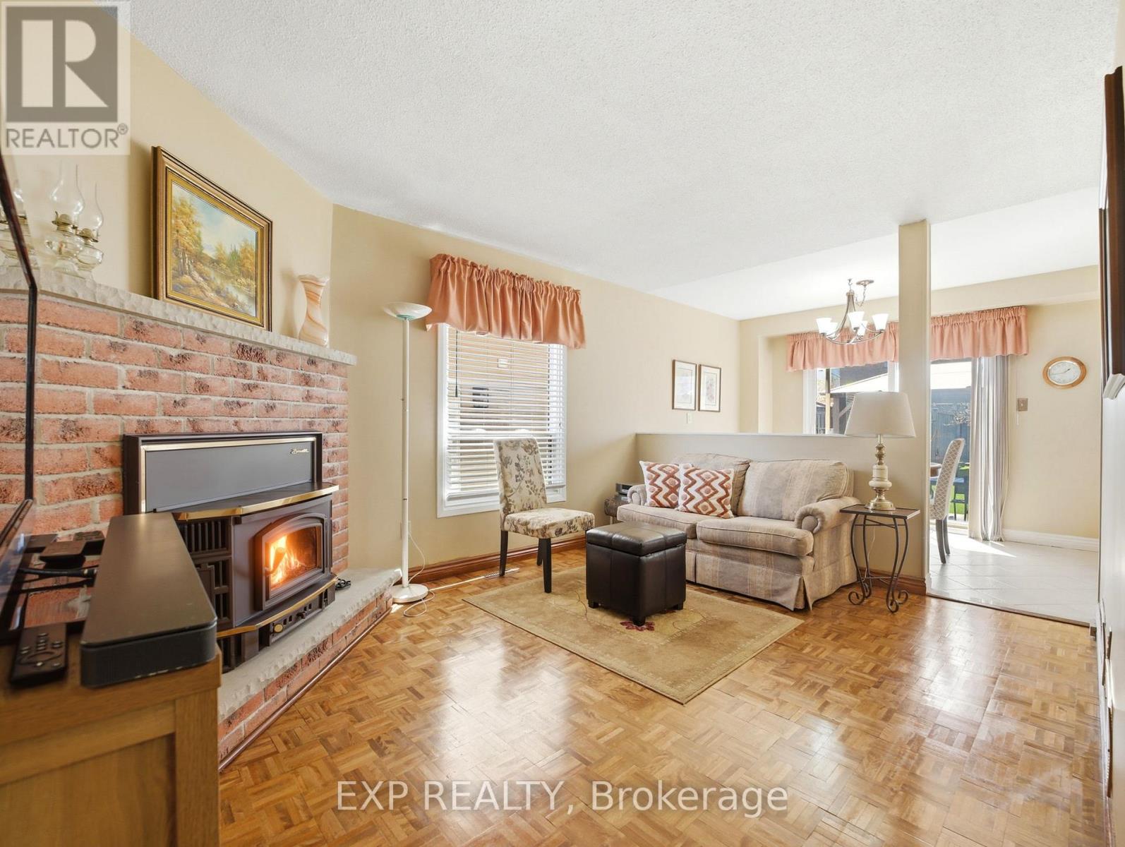 7327 Corrine Crescent, Mississauga, Ontario  L5N 5C4 - Photo 17 - W13056532