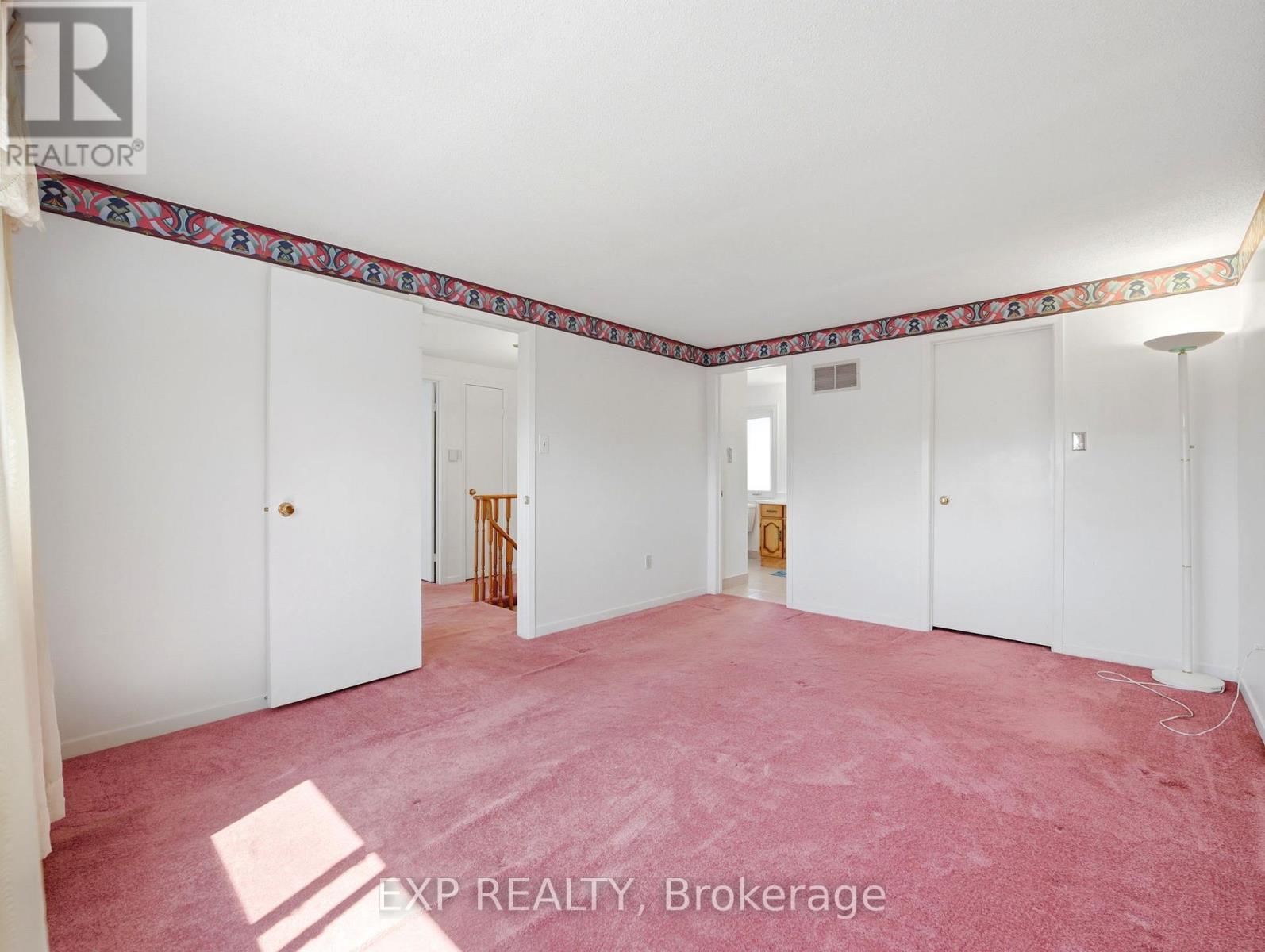 7327 Corrine Crescent, Mississauga, Ontario  L5N 5C4 - Photo 23 - W13056532