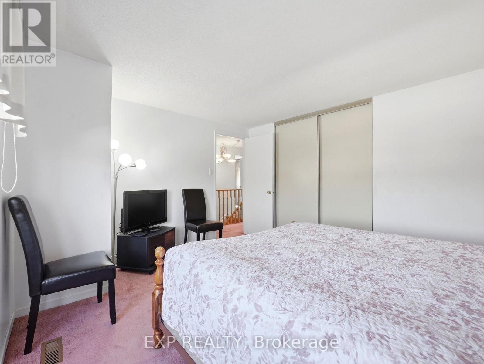 7327 Corrine Crescent, Mississauga, Ontario  L5N 5C4 - Photo 31 - W13056532