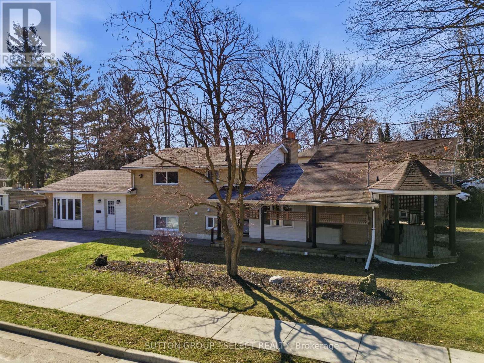 45 Upper Avenue, London North, Ontario  N6H 2L5 - Photo 2 - X12810752