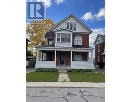 28 MCEWEN AVENUE, Smiths Falls, Ontario