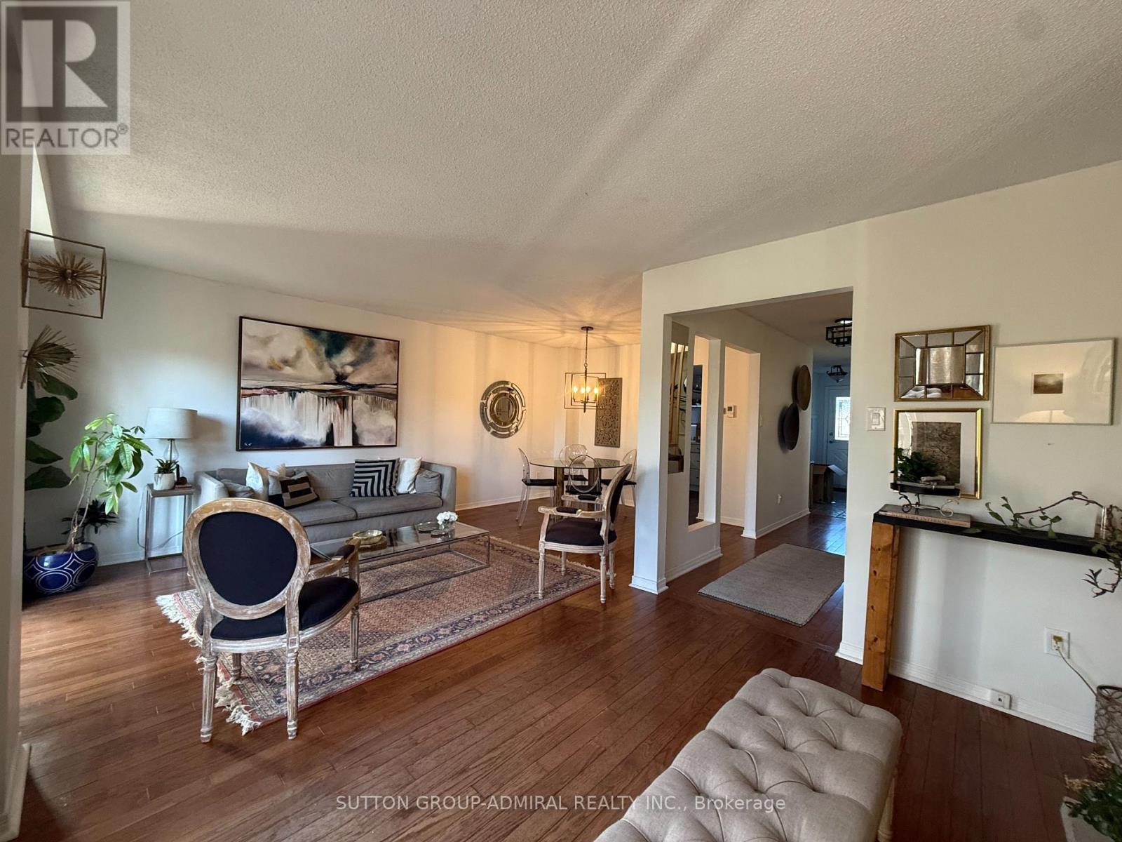 19 Backus Court, Markham, Ontario  L3P 6V6 - Photo 7 - N12968168