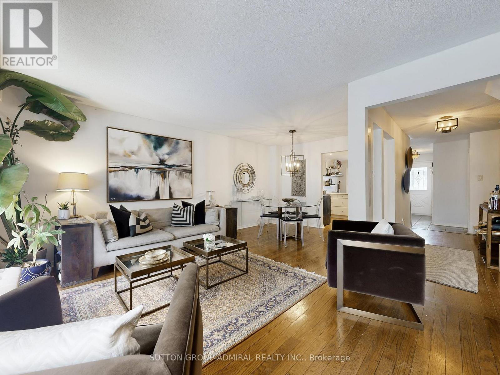 19 Backus Court, Markham, Ontario  L3P 6V6 - Photo 8 - N12968168