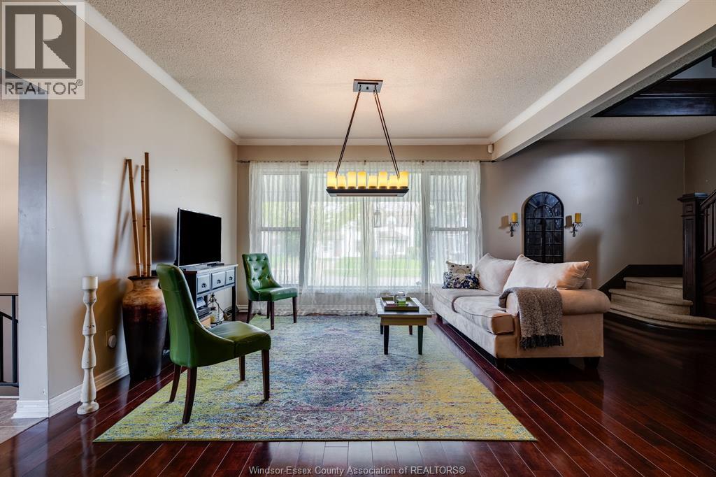 53 Elliott Street, Leamington, Ontario  N8H 3M4 - Photo 8 - 26009438