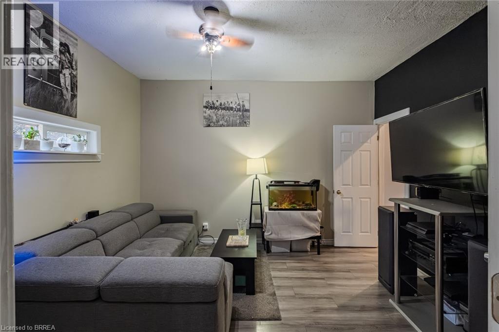 2104 Governors Road, Hamilton, Ontario  L0R 1J0 - Photo 10 - 40824974