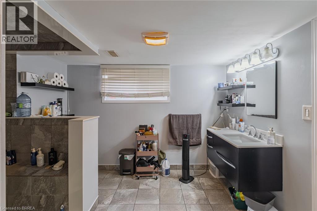 2104 Governors Road, Hamilton, Ontario  L0R 1J0 - Photo 36 - 40824974