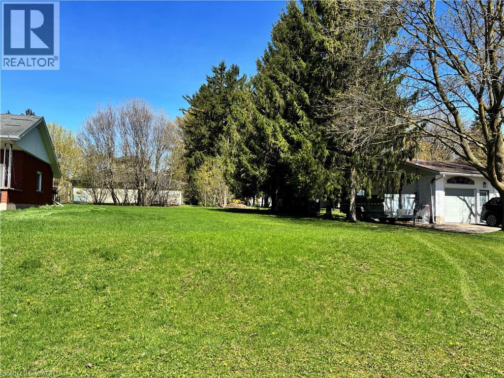 31 CHRISTIAN Street, Baden, Ontario