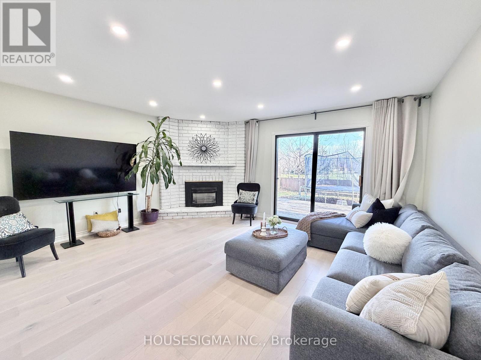 1404 Will Scarlett Drive, Oakville, Ontario  L6J 6S6 - Photo 15 - W13051438