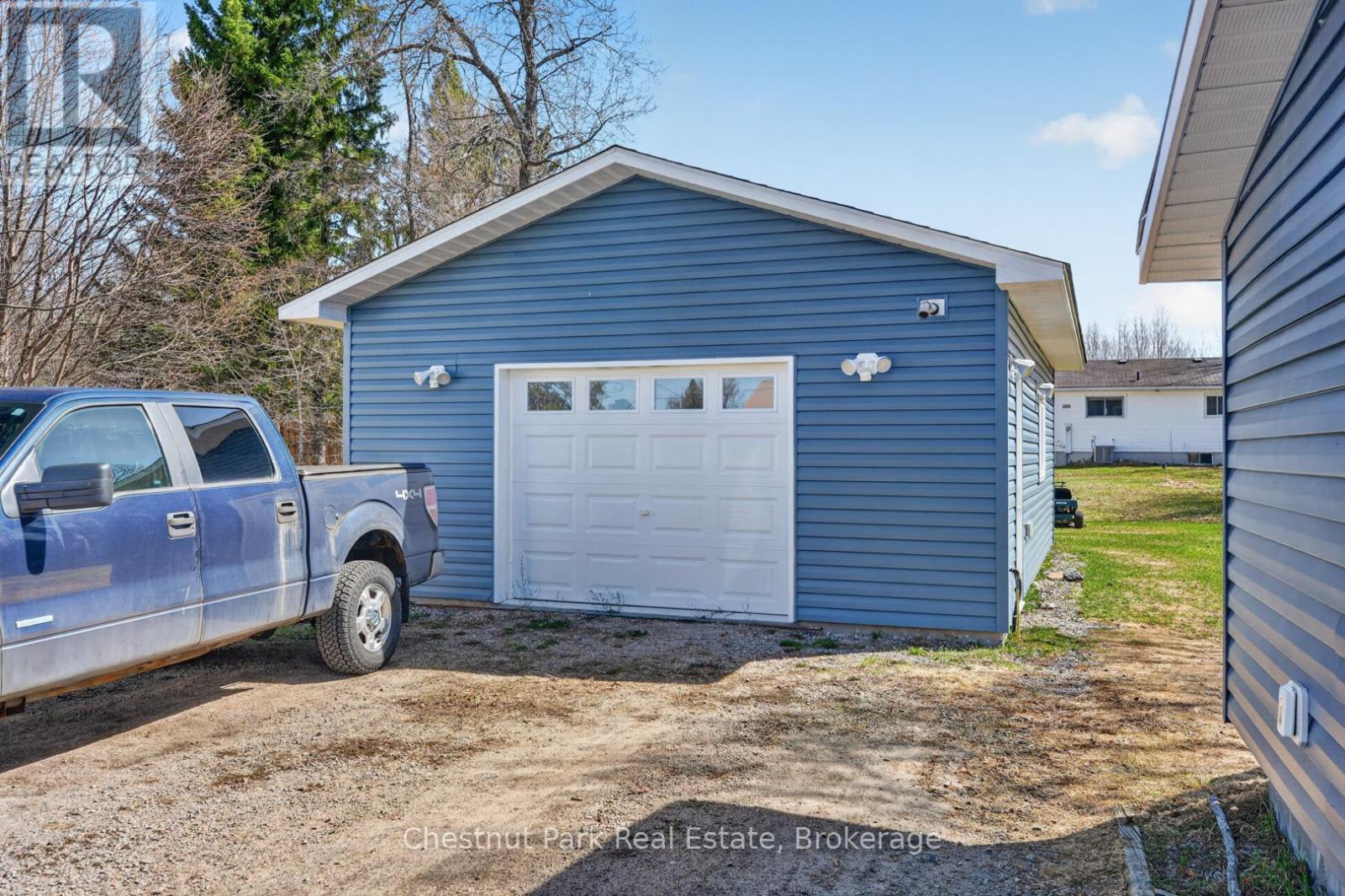 35 Broadway Street, South River, Ontario  P0A 1X0 - Photo 35 - X13056394