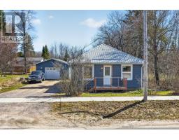 35 BROADWAY STREET, south river, Ontario