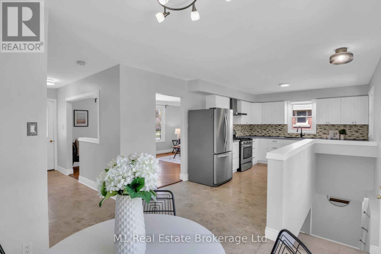 96 Siebert Avenue, Kitchener, Ontario  N2C 2A8 - Photo 13 - X13056464